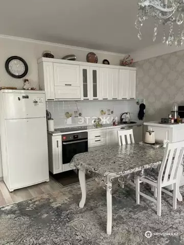 2-комнатная квартира, этаж 17 из 21, 65 м²