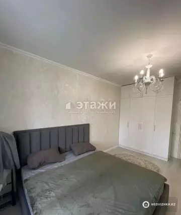 2-комнатная квартира, этаж 4 из 10, 60 м²