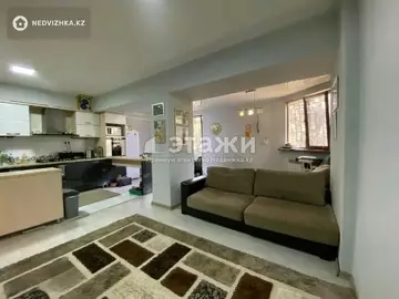 3-комнатная квартира, этаж 1 из 5, 90 м²