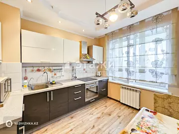 76 м², 2-комнатная квартира, этаж 9 из 18, 76 м², на длительный срок, изображение - 5