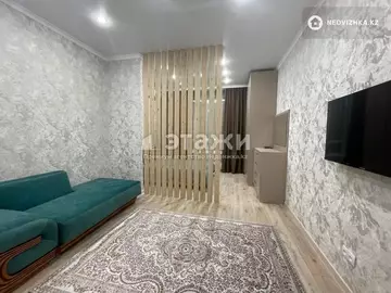 2-комнатная квартира, этаж 10 из 12, 47 м², на длительный срок