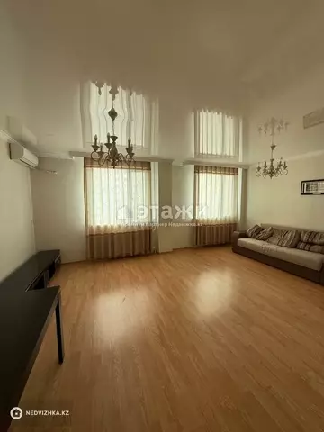 3-комнатная квартира, этаж 9 из 9, 103 м²