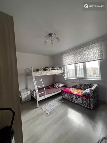 3-комнатная квартира, этаж 10 из 12, 72 м²