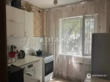 1-комнатная квартира, этаж 1 из 5, 30 м²