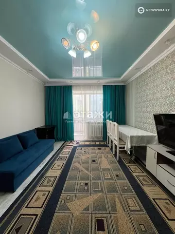2-комнатная квартира, этаж 1 из 10, 70 м²