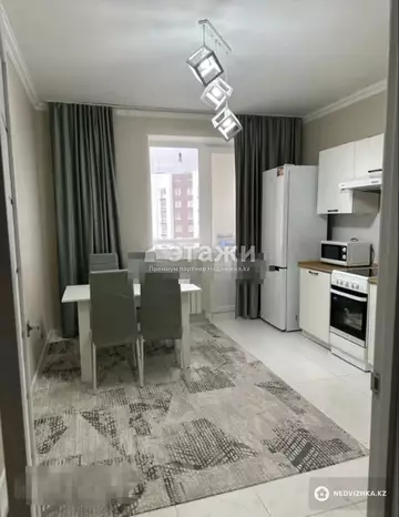 2-комнатная квартира, этаж 7 из 10, 60 м²