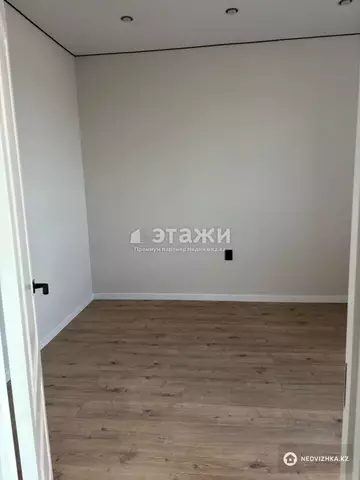 1-комнатная квартира, этаж 10 из 16, 39 м²
