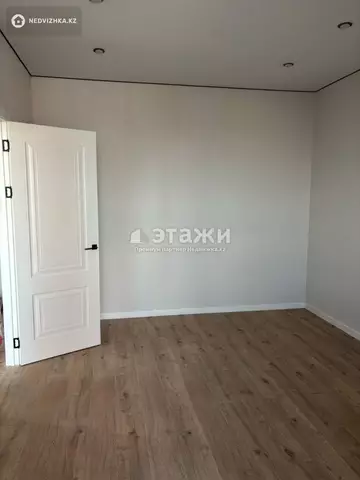 1-комнатная квартира, этаж 10 из 16, 39 м²