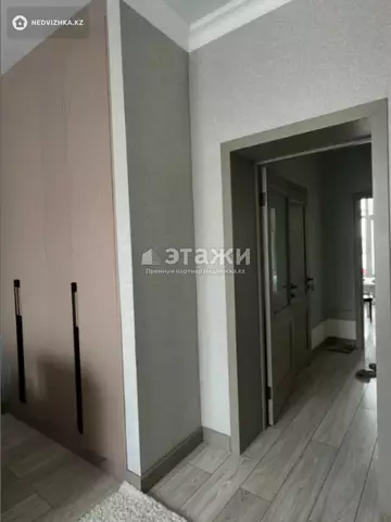 2-комнатная квартира, этаж 8 из 9, 60 м²