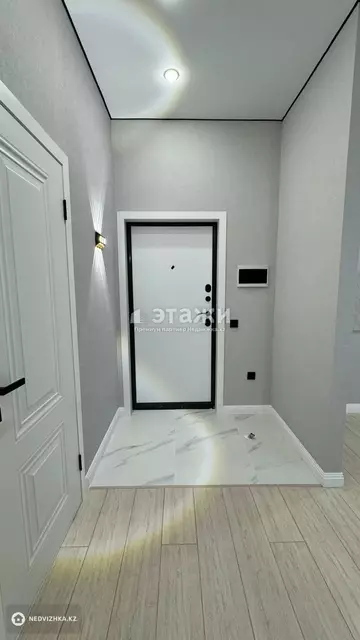 2-комнатная квартира, этаж 6 из 12, 37 м²