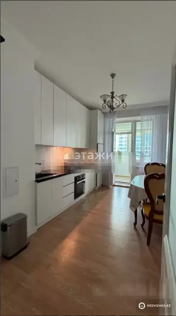 3-комнатная квартира, этаж 9 из 12, 103 м²