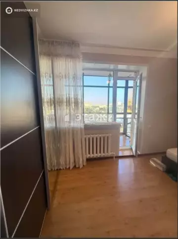 2-комнатная квартира, этаж 13 из 14, 63 м²