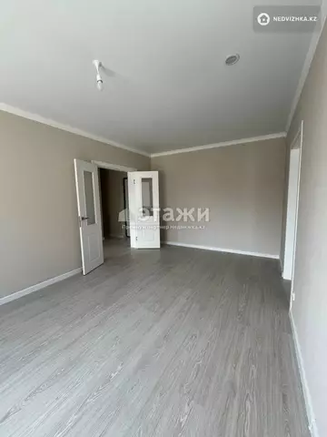 2-комнатная квартира, этаж 8 из 9, 52 м²
