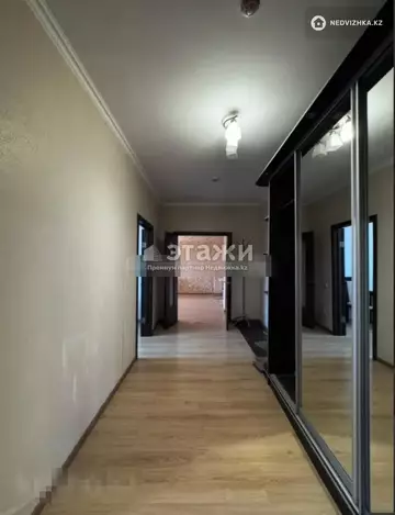 2-комнатная квартира, этаж 5 из 8, 80 м²