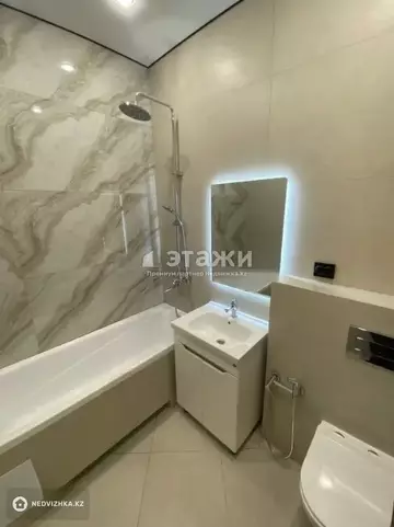 2-комнатная квартира, этаж 8 из 9, 49 м²