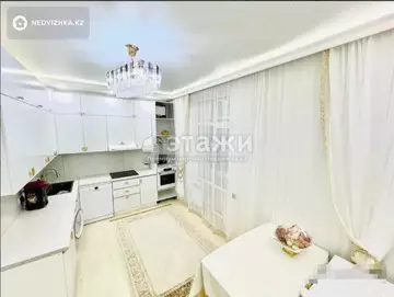 3-комнатная квартира, этаж 8 из 9, 100 м²