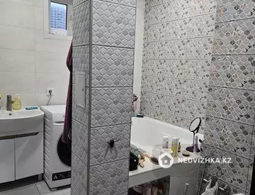 2-комнатная квартира, этаж 4 из 5, 54 м²