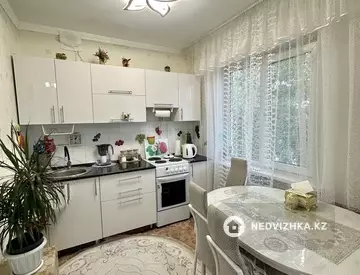 1-комнатная квартира, этаж 5 из 5, 30 м²