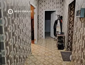 2-комнатная квартира, этаж 8 из 10, 61 м²