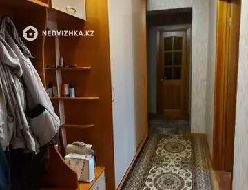 3-комнатная квартира, этаж 5 из 10, 61 м²