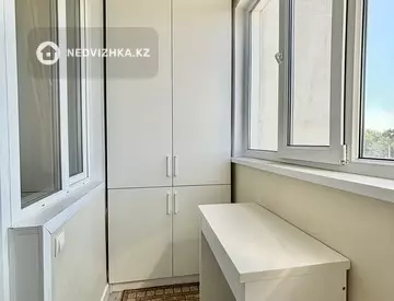 2-комнатная квартира, этаж 6 из 12, 63 м², на длительный срок