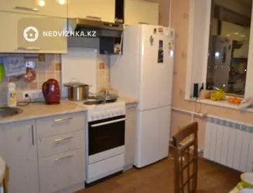 2-комнатная квартира, этаж 7 из 10, 55 м², на длительный срок