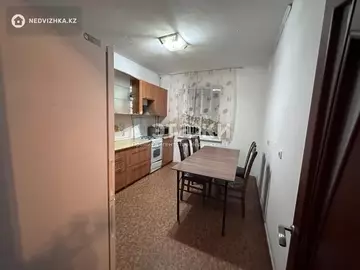 2-комнатная квартира, этаж 4 из 6, 67 м²