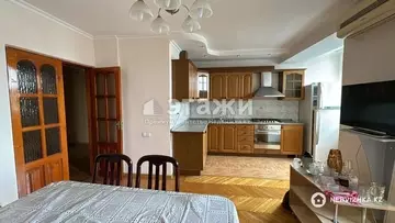 4-комнатная квартира, этаж 4 из 5, 112 м²