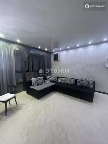 2-комнатная квартира, этаж 4 из 7, 80 м², на длительный срок