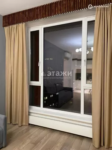 2-комнатная квартира, этаж 11 из 15, 50 м², на длительный срок