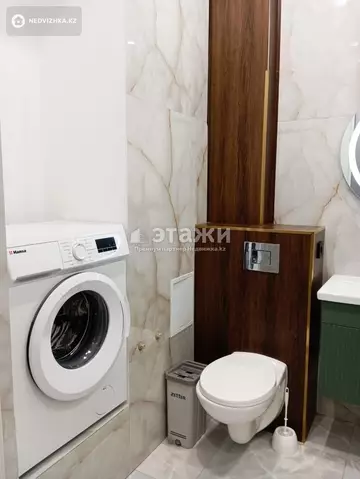 2-комнатная квартира, этаж 8 из 9, 40 м²
