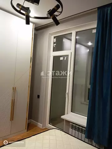 2-комнатная квартира, этаж 8 из 9, 40 м²