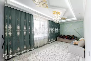 3-комнатная квартира, этаж 13 из 13, 67 м²