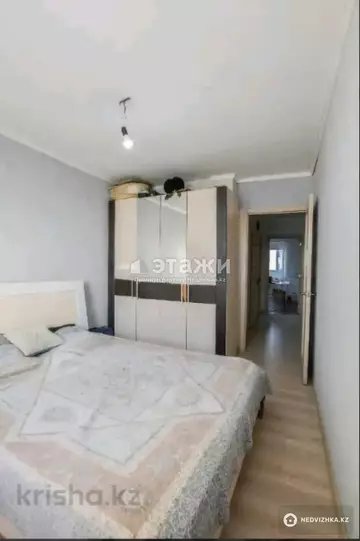 3-комнатная квартира, этаж 9 из 10, 64 м²