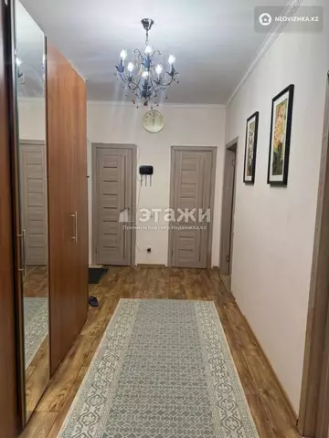2-комнатная квартира, этаж 7 из 10, 64 м²