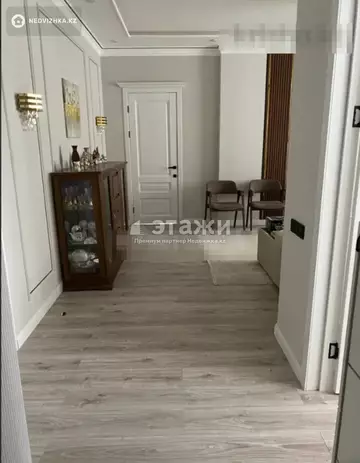 2-комнатная квартира, этаж 3 из 9, 76 м²