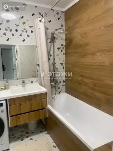 2-комнатная квартира, этаж 3 из 7, 64 м²