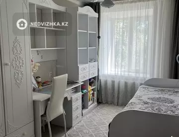 57.2 м², 3-комнатная квартира, этаж 3 из 5, 57 м², изображение - 0