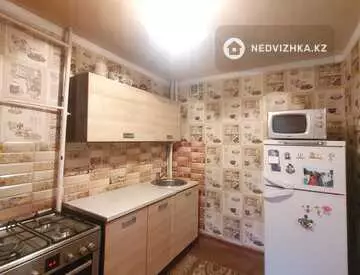 2-комнатная квартира, этаж 3 из 6, 53 м²