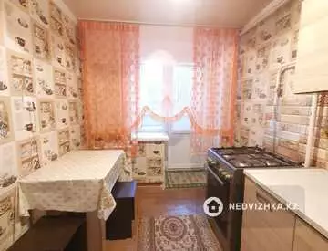 2-комнатная квартира, этаж 3 из 6, 53 м²