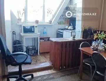 2-комнатная квартира, этаж 8 из 10, 56 м²