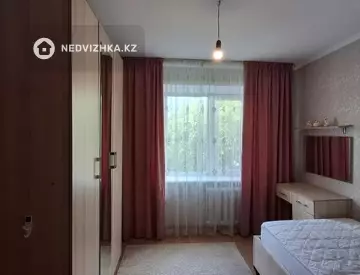 3-комнатная квартира, этаж 4 из 6, 70 м²