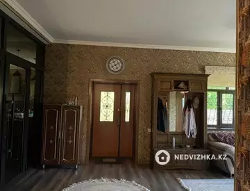 4-комнатный дом, 4 соток, 155 м²