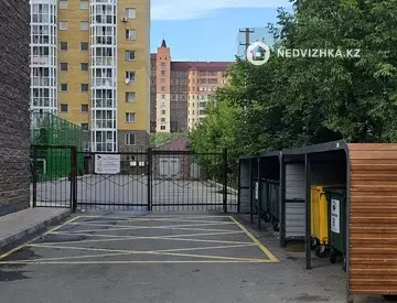 1-комнатная квартира, этаж 8 из 10, 37 м²