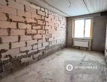 3-комнатная квартира, этаж 2 из 4, 86 м²