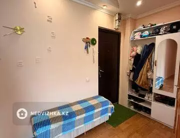 3-комнатная квартира, этаж 2 из 5, 57 м²