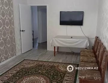 2-комнатная квартира, этаж 4 из 5, 48 м²