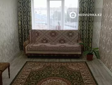 2-комнатная квартира, этаж 4 из 5, 48 м²