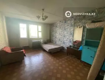 1-комнатная квартира, этаж 1 из 10, 40 м², на длительный срок