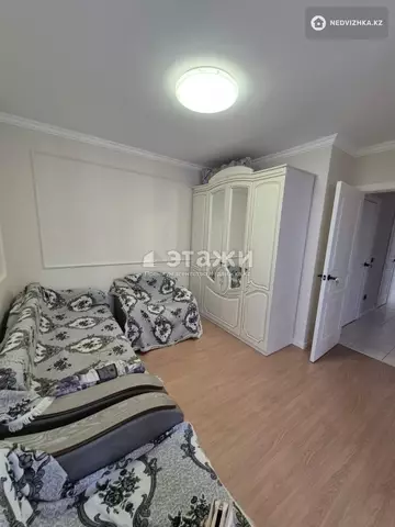 3-комнатная квартира, этаж 5 из 9, 82 м²